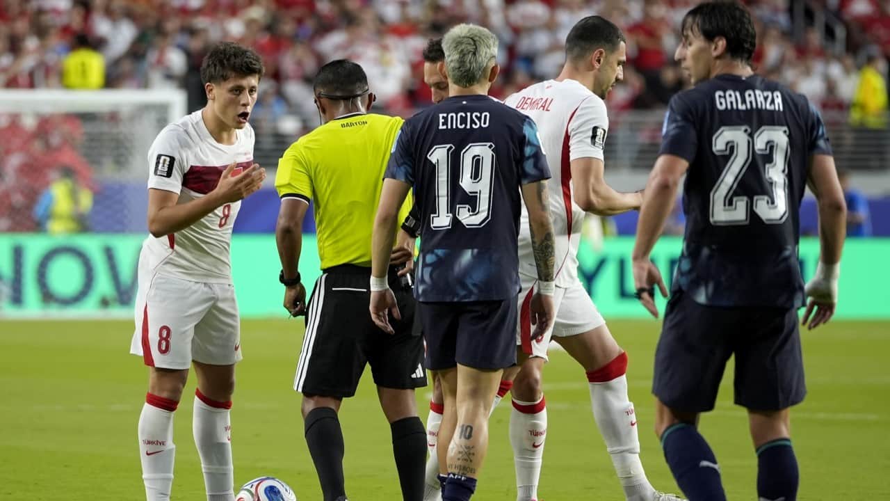 Foto - İşte Montella'nın tazminatı! Haiti ile birlikte en erken veda eden takım olduk! Büyük utanç...