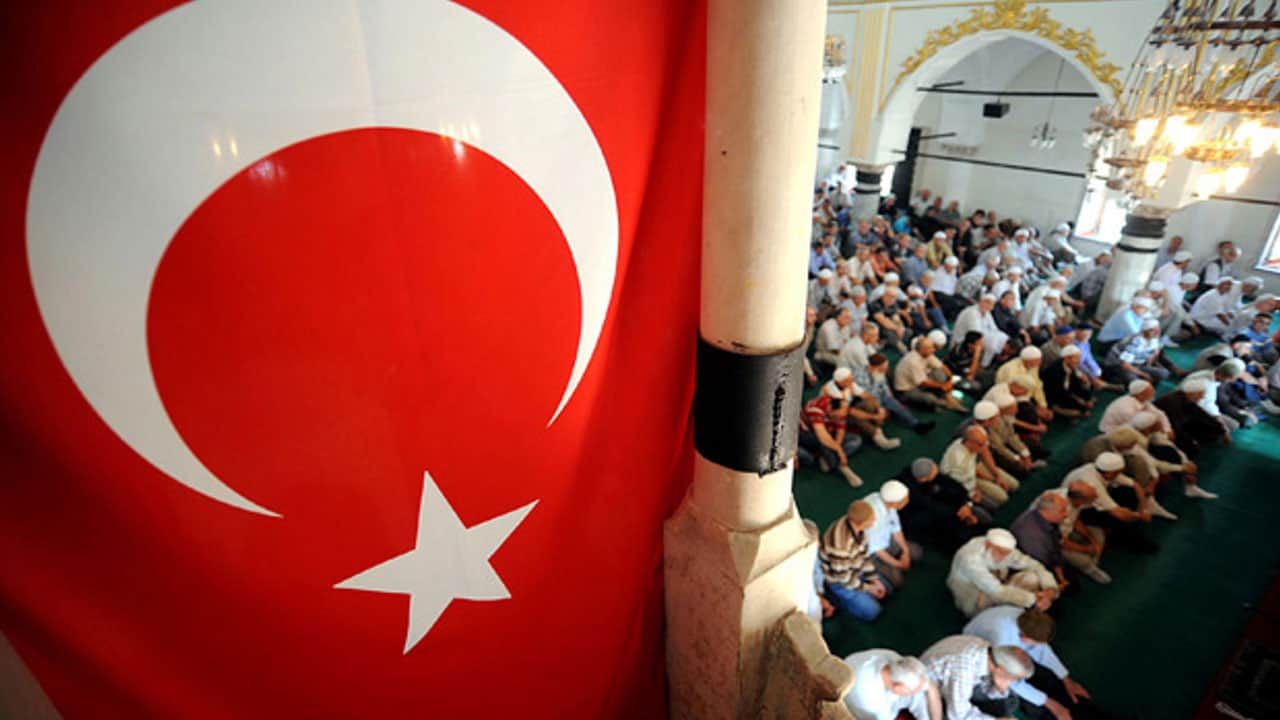 Foto - İşte Türkiye'nin namaz haritası: Sekülerlik arttıkça oran düşüyor!