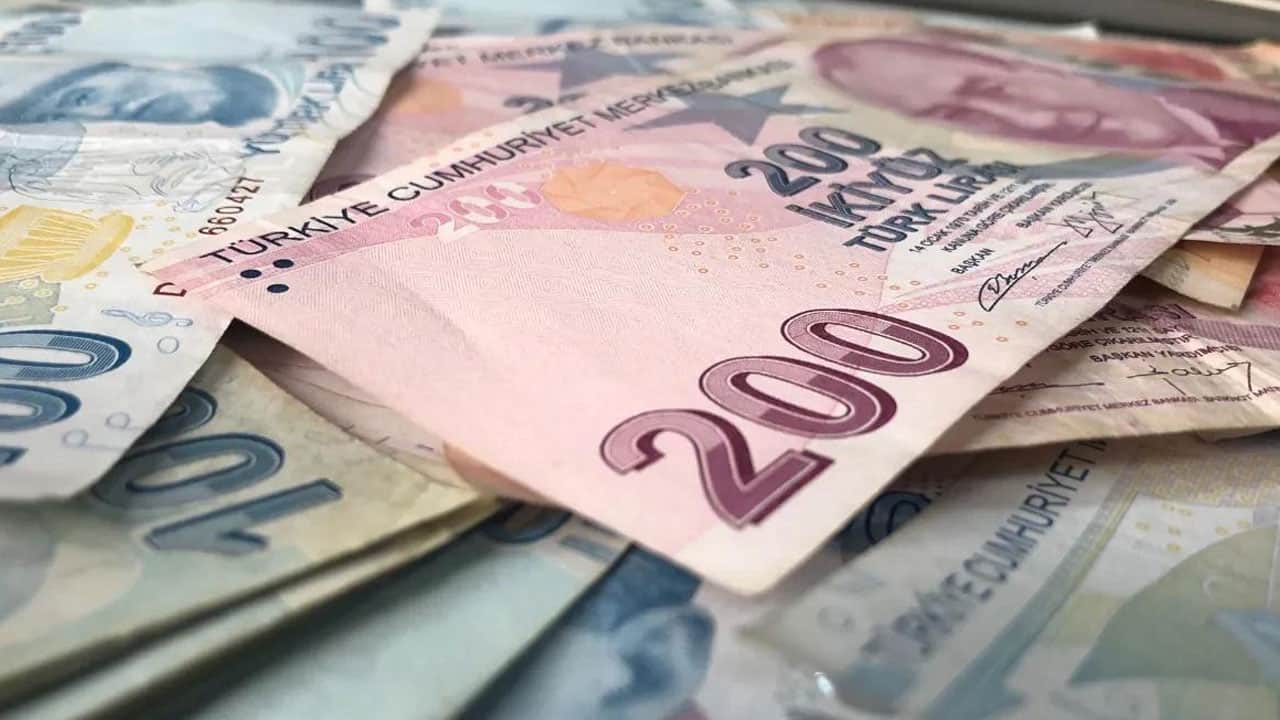 Foto - İşten çıkarılanlar dikkat! 6 ay şartına AYM’den emsal karar