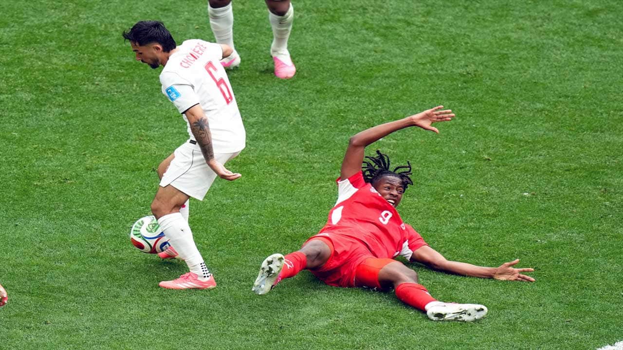 Foto - İsviçre, Kanada'yı devirdi! Her iki takım da son 32'ye turladı