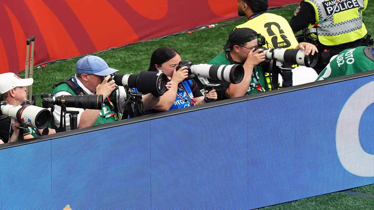 Foto - İsviçre, Kanada'yı devirdi! Her iki takım da son 32'ye turladı