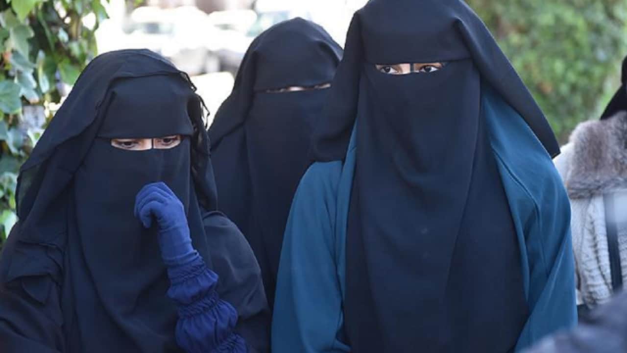 Foto - İtalya başbakanından haddini aşan sözler: Meloni’den burka ve başörtü yasağı