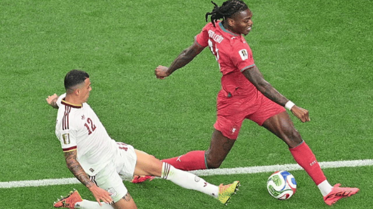 Foto - İtalyanlara karşı bu teklifi yaptılar bekliyor: Rafael Leao'da son umut: O kadar ciddiler ki...