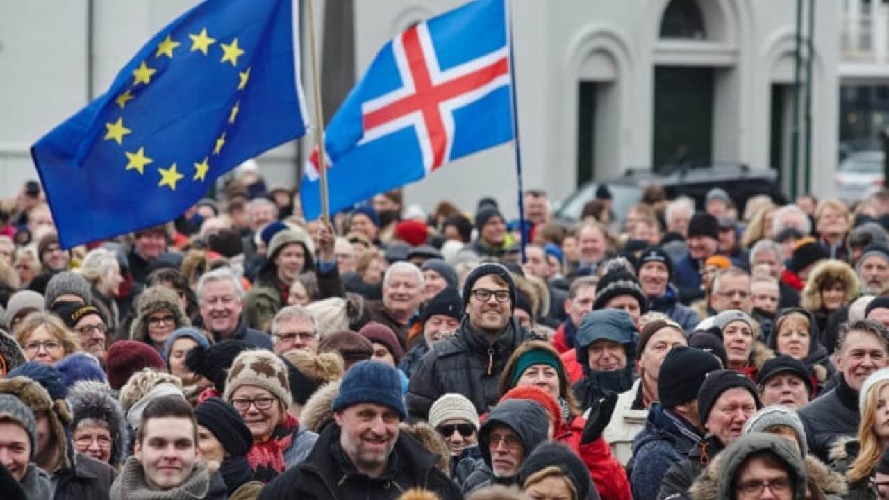 Foto - İzlandalıların kafası iyice karıştı! Avrupa Birliği için referanduma gidiyorlar