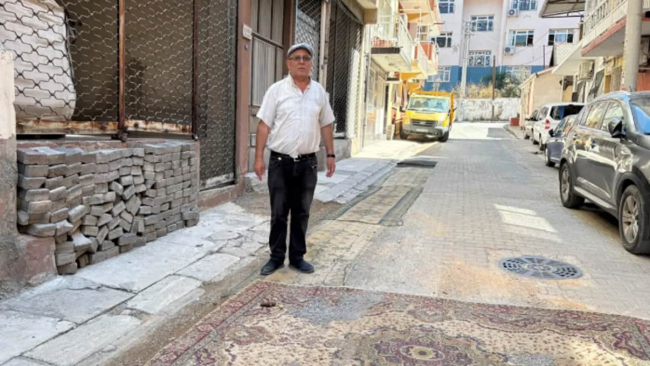 İzmir'de belediye kılını kıpırdatmadı: Vatandaş çareyi kendi buldu!