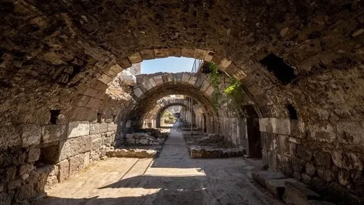 Foto - İzmir’in altındaki büyük sır ortaya çıktı! O tarihteki detayı görenler gözlerine inanamadı...