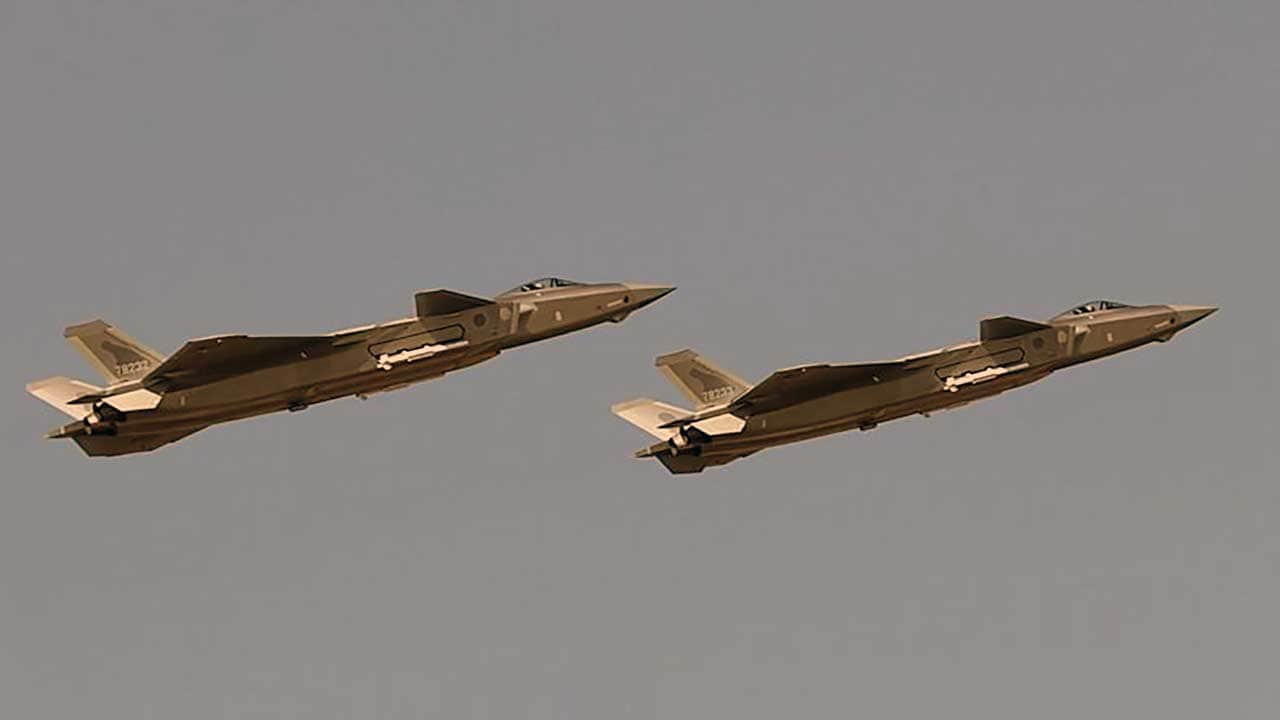 Foto - J-20S yeni bir meydan okuma! ABD'ye karşı oyunun kurallarını değiştiriyor