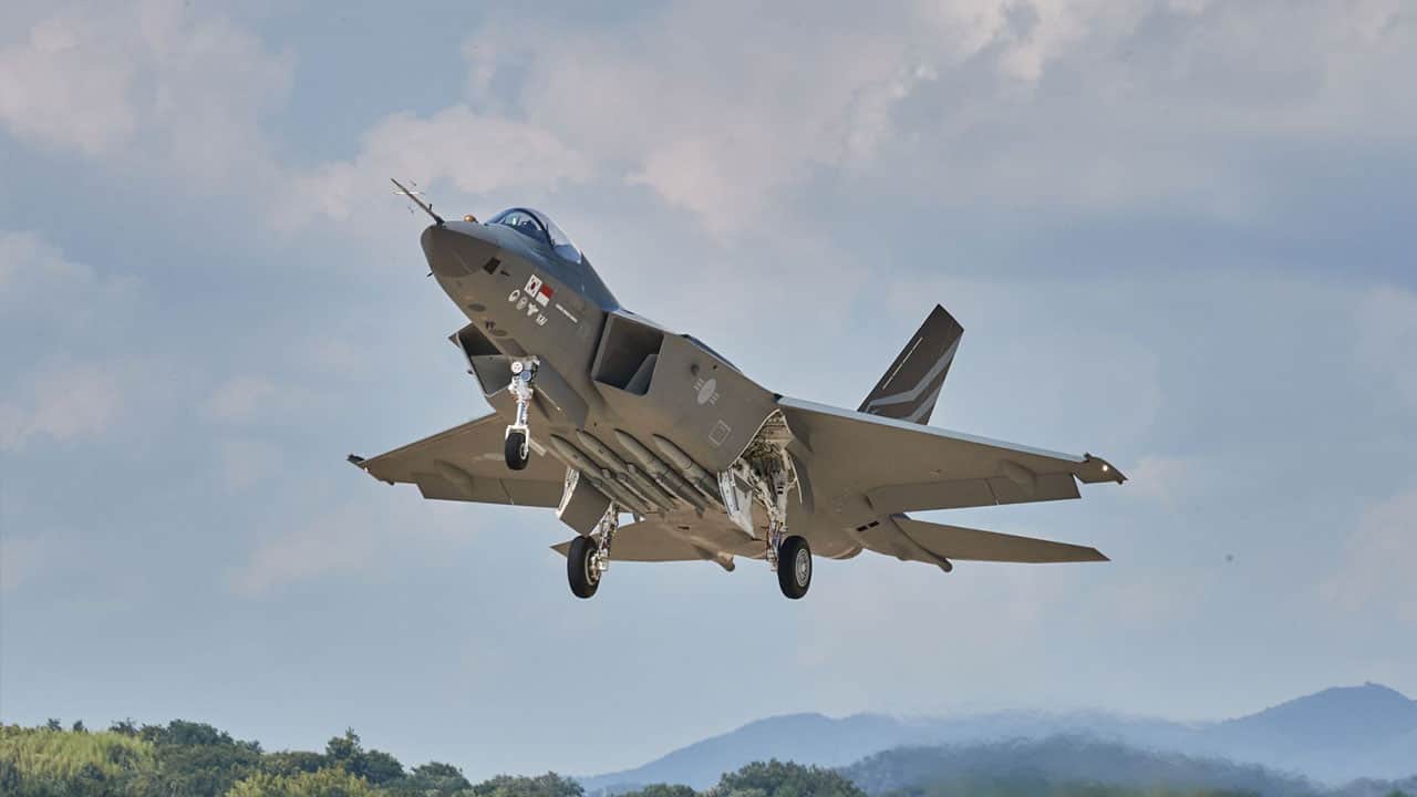 Foto - Kaan'ın rakibi KF-21'i dünyaya tanıttılar! Yapan 'dost ülke' ama bizim için sıkıntılı bir yanı var