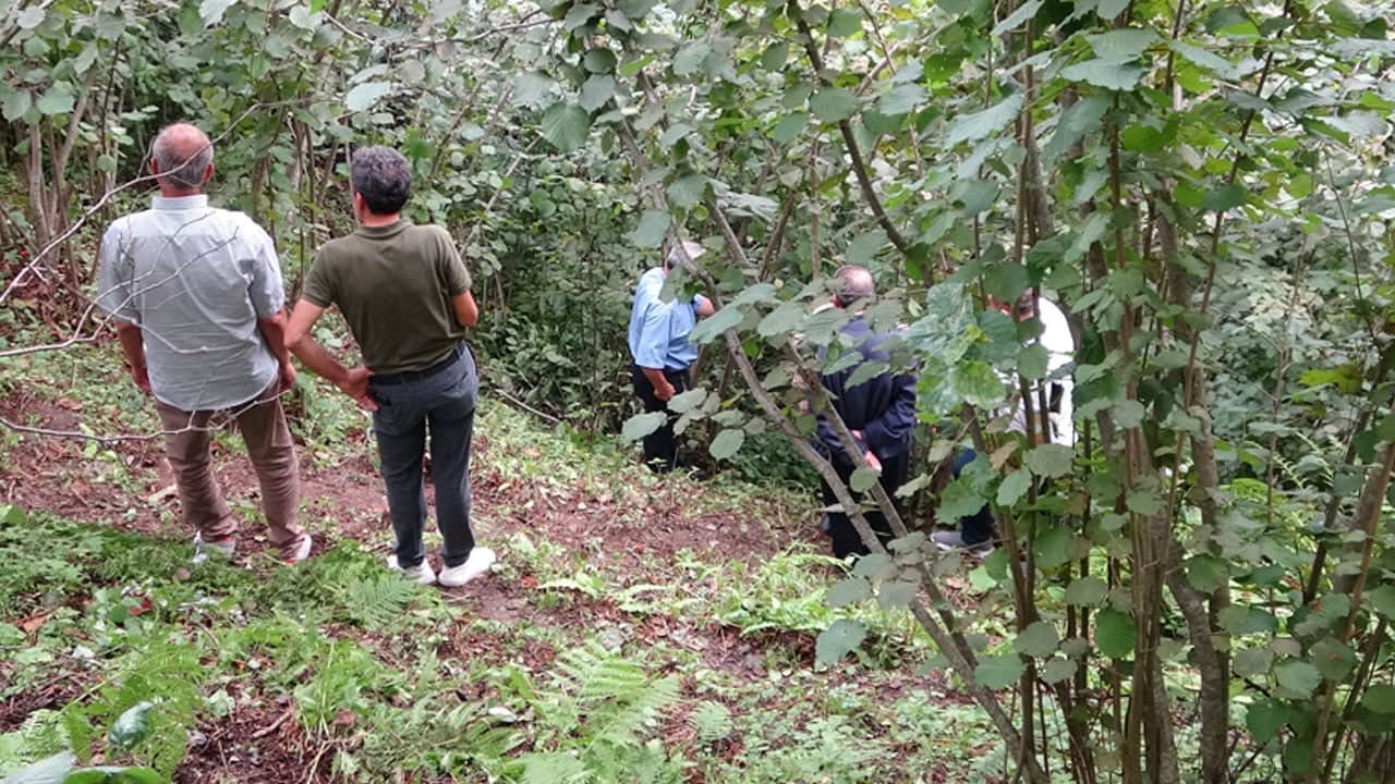 Foto - Kader onları hiç ayırmadı! Aynı evde doğdular, aynı eve gelin gittiler, aynı gün öldüler, yan yana gömüldüler