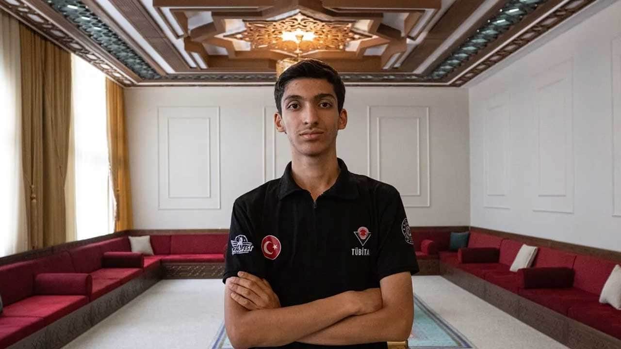 Foto - Kadıköy Anadolu İmam Hatip Lisesi öğrencilerinden gururlandıran başarı