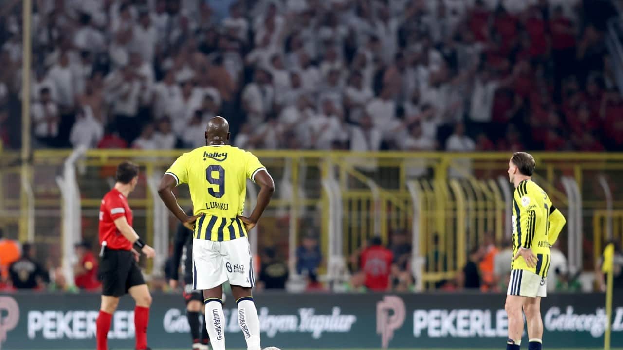 Foto - Kadıköy bu konuyu tartışıyor: Fenerbahçe'nin 2 forveti yaklaşık 200 kilo!