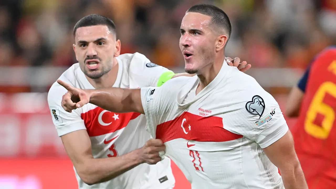 Foto - Kafaya koydular, Süper Lig’i zangır zangır sallayacaklar! Galatasaray, gece yarısı işi bitirip milli yıldızı da aldı