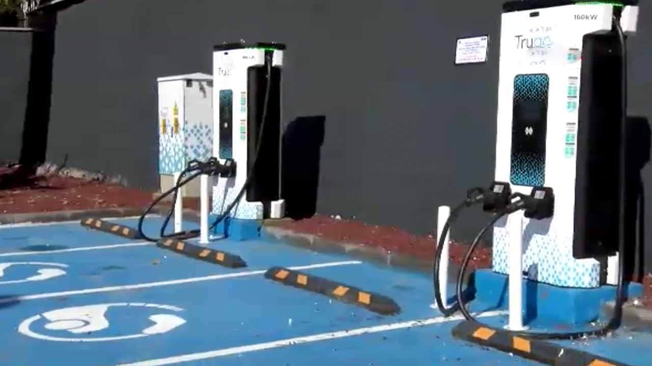 Foto - Kağıthane Belediyesi’nden bir hizmet daha: 100 araçlık Çağlayan Açık Otoparkı açıldı