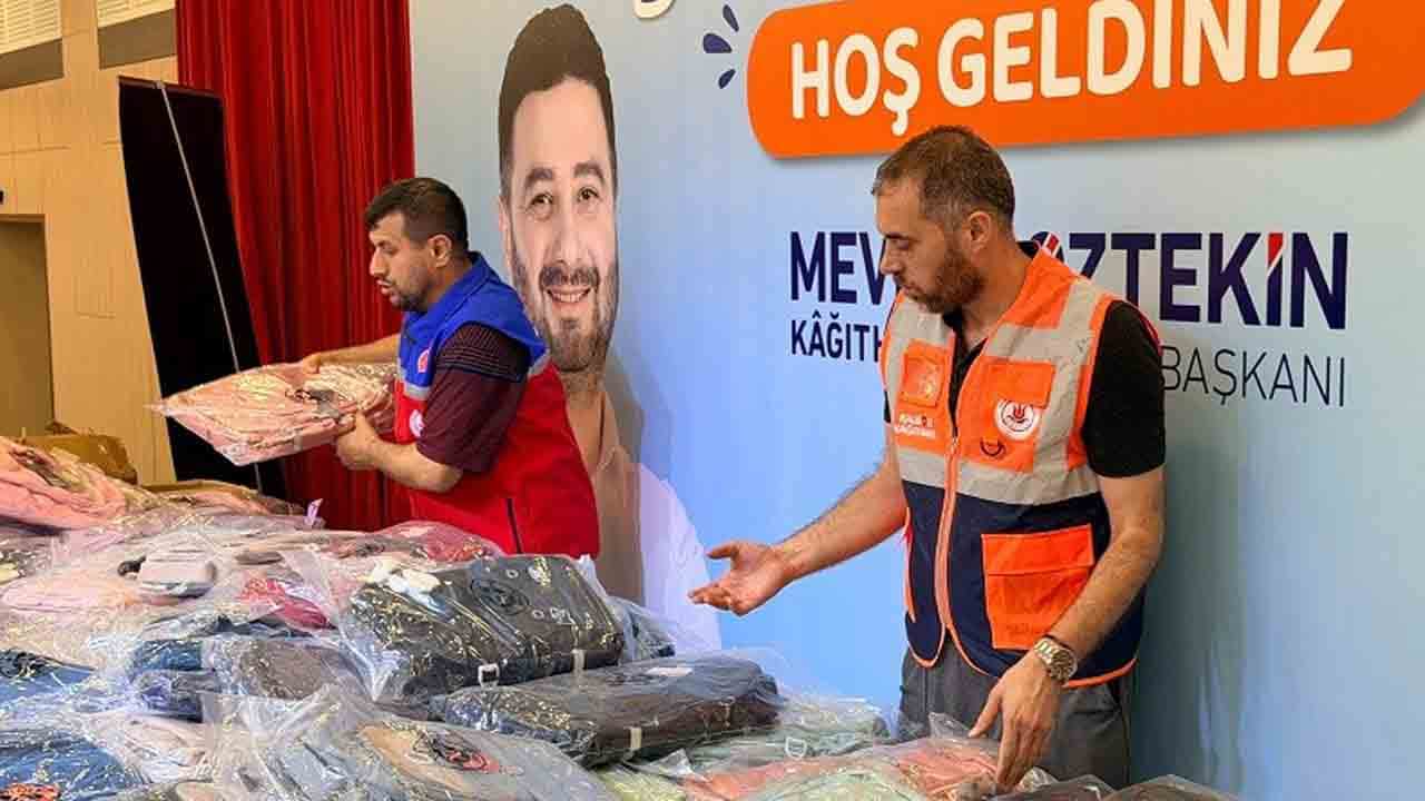 Foto - Kağıthane Belediyesi’nden eğitim seferberliği: Öğrencilere çanta ve kırtasiye desteği