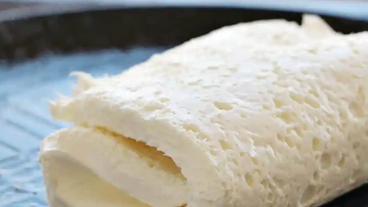 Foto - Kahvaltının vazgeçilmezi olan ekmeğin ve beyaz kaymağın uyumu: Ev yapımı kaymak nasıl yapılır?