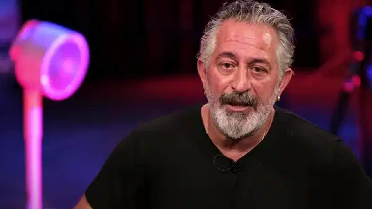Foto - Kalp krizi geçiren Cem Yılmaz’daki gizli detay ortaya çıktı: "Frank işareti" alarmı verildi