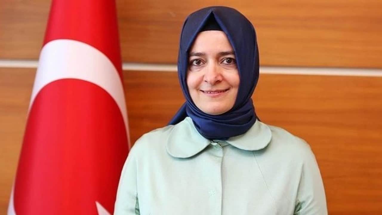 Foto - Kamuoyu iddialar konusunda cevap bekliyor: Ya açıklama yap ya istifa et
