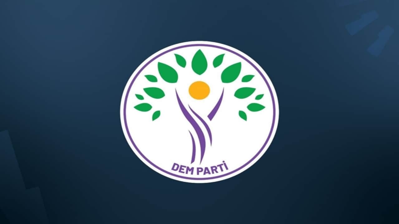 Foto - Kamuoyuyla paylaşılan İmralı tutanakları DEM Parti’yi çıldırttı! Esip gürleyerek, iki taleplerini ilettiler