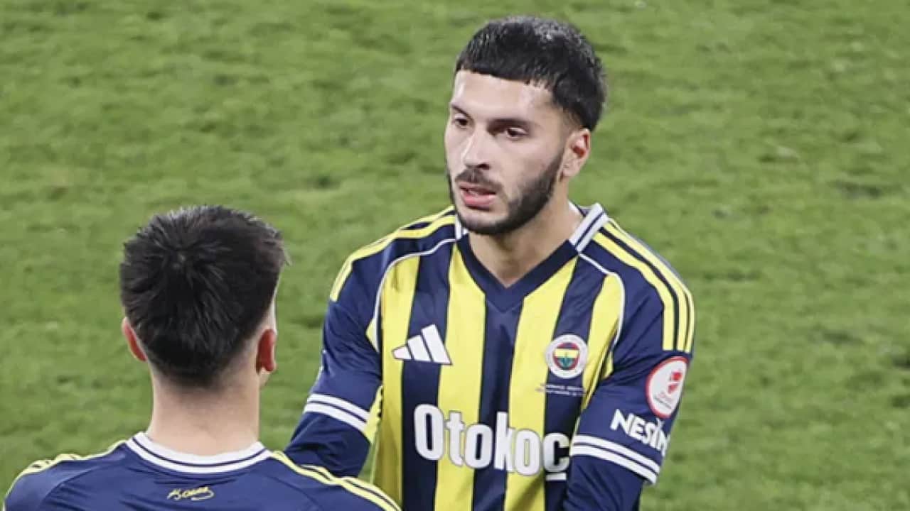 Foto - 'Ne alaka' dedirtti... Kanat rotasyonunu alarma geçirecek hamle: Fenerbahçe'de Oğuz Aydın'ın ayrılığı 