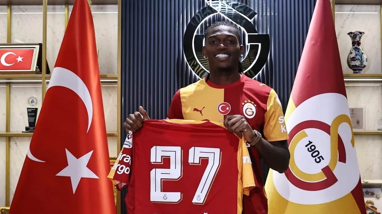 Foto - KAP açıklamasında yer almadı! Leao’nun sözleşmesinde özel madde