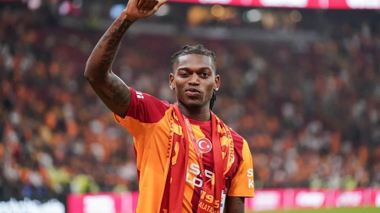 Foto - KAP açıklamasında yer almadı! Leao’nun sözleşmesinde özel madde