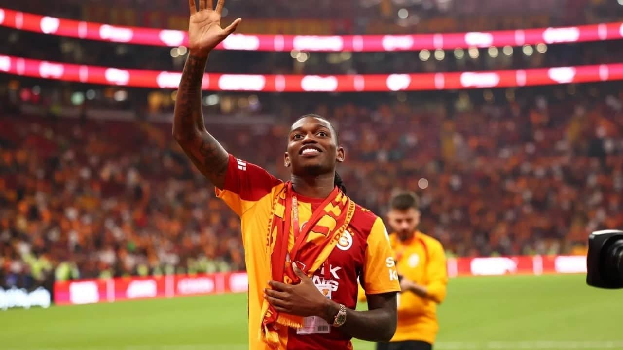KAP açıklamasında yer almadı! Leao’nun sözleşmesinde özel madde