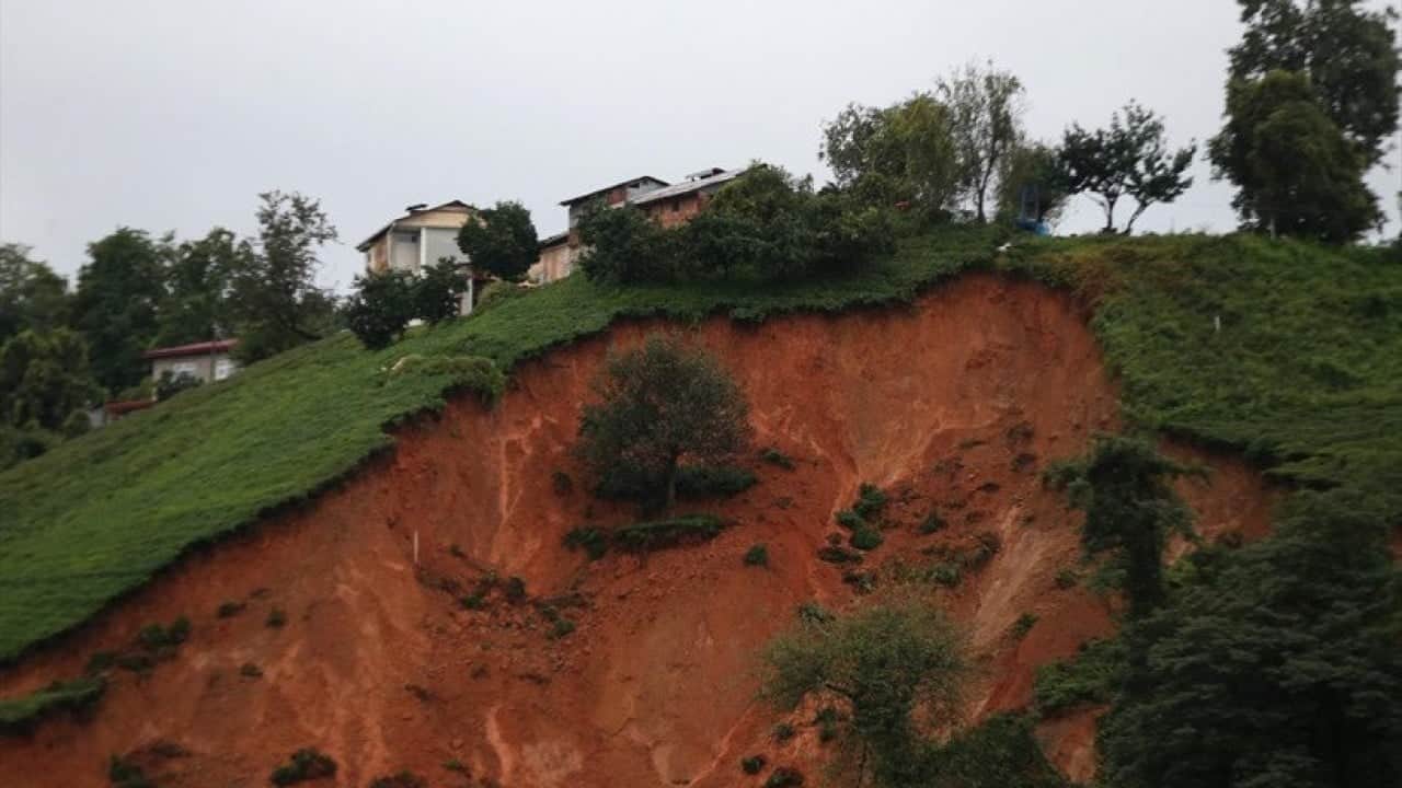 Foto - Karadeniz'de sağanak felaketi: Yollar çöktü, evler tahliye edildi