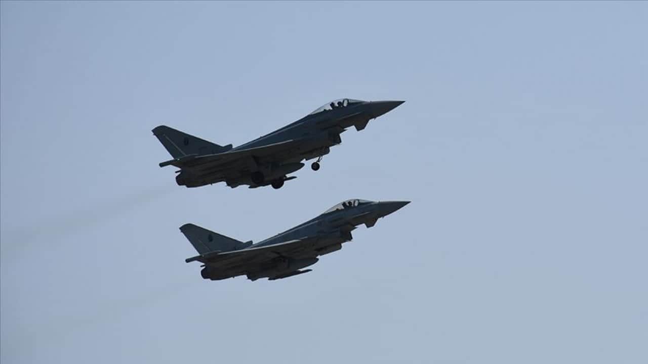 Foto - Karadeniz'de sıcak saatler: Doğalgaz sahasına yaklaşan İDA son anda F-16'larla vuruldu