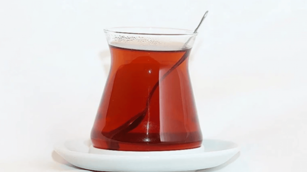 Foto - Karadenizlilerin sırrı ortaya çıktı: Çayın acısı nasıl azaltılır?