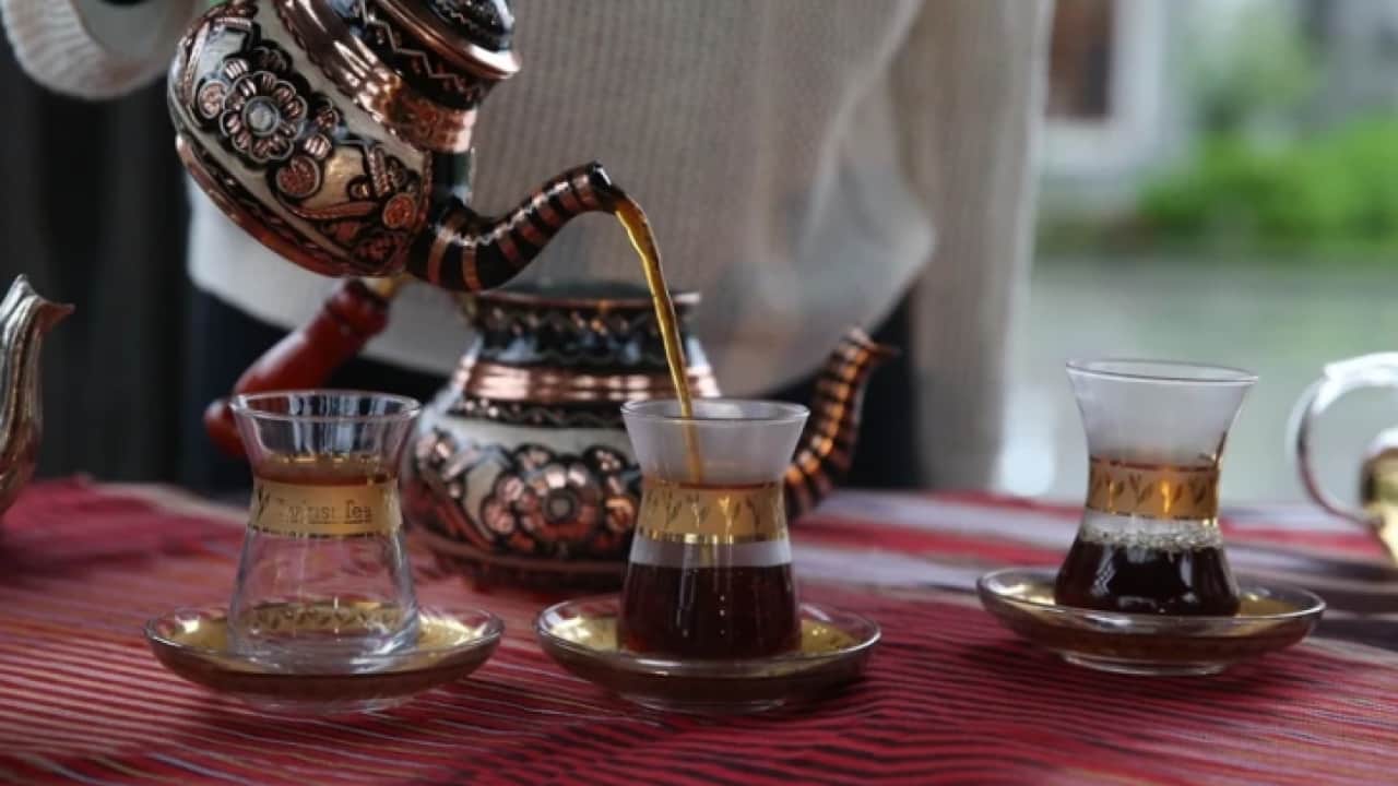 Foto - Karadenizlilerin sırrı ortaya çıktı: Çayın acısı nasıl azaltılır?