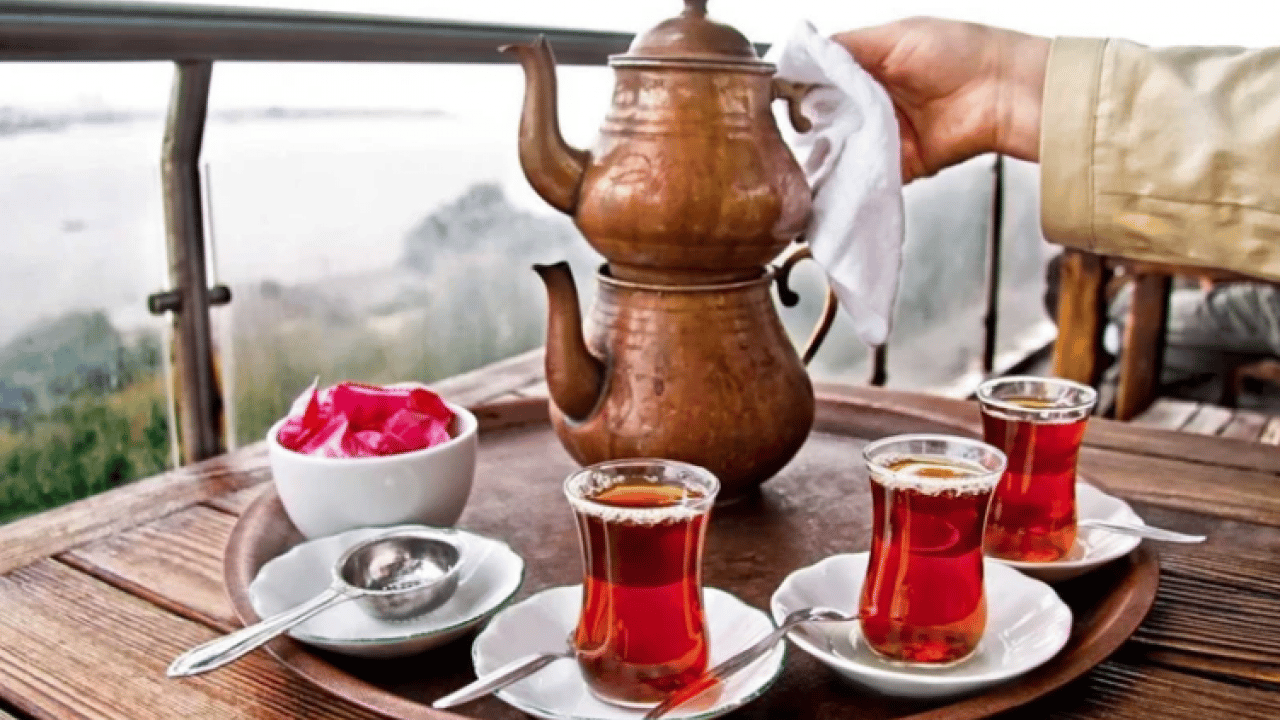 Foto - Karadenizlilerin sırrı ortaya çıktı: Çayın acısı nasıl azaltılır?