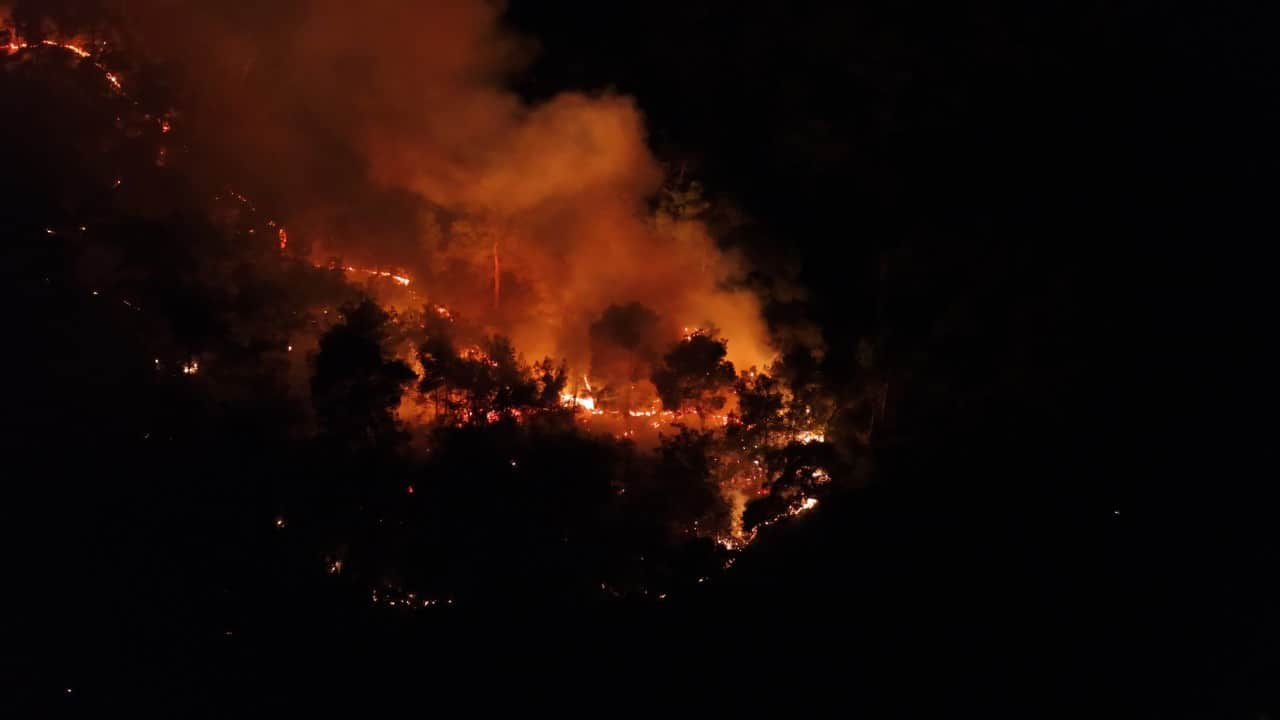 Foto - Karaisalı’daki orman yangını kontrol altına alındı