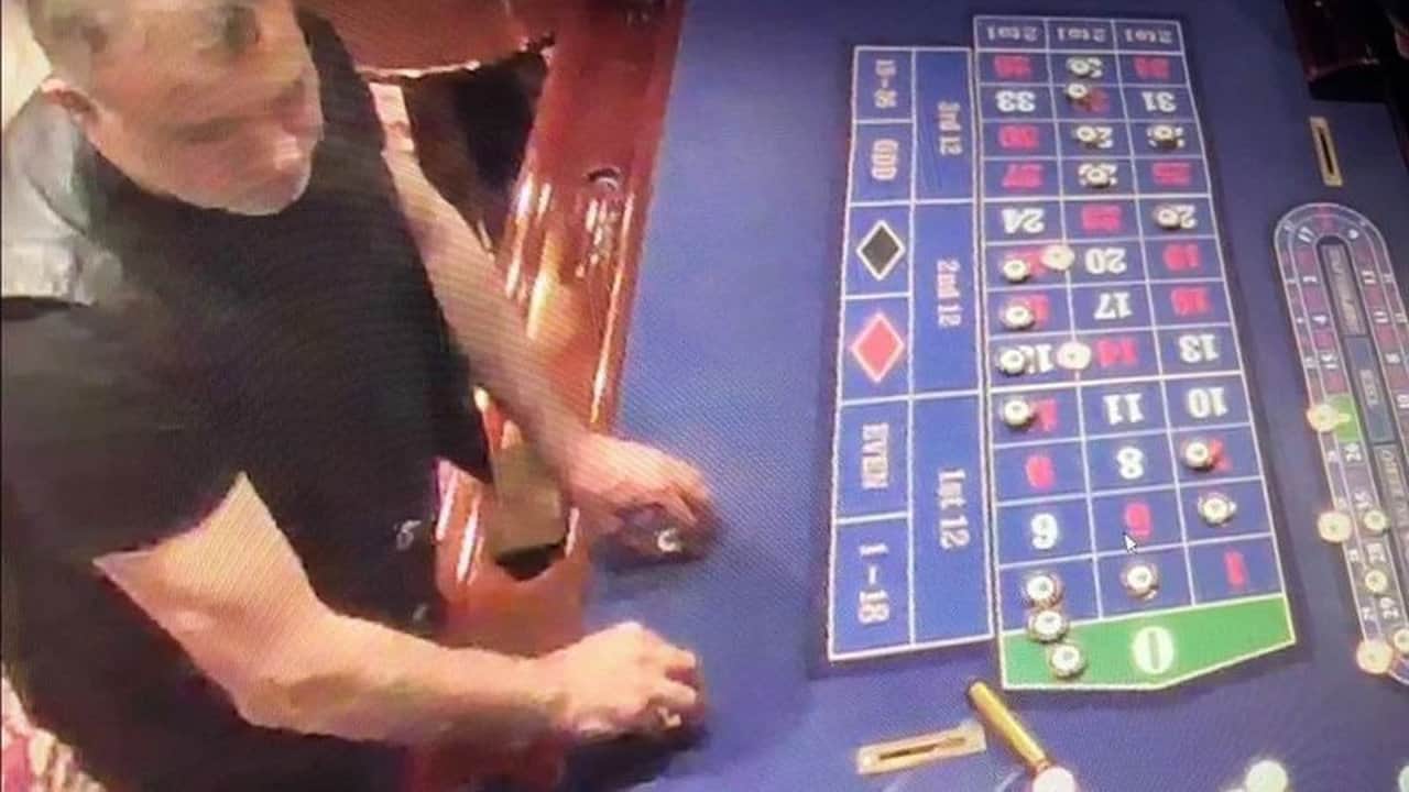 Foto - Kardeşinden Haluk Levent’e olay mesajlar: "Senin ben şerefini s....." 