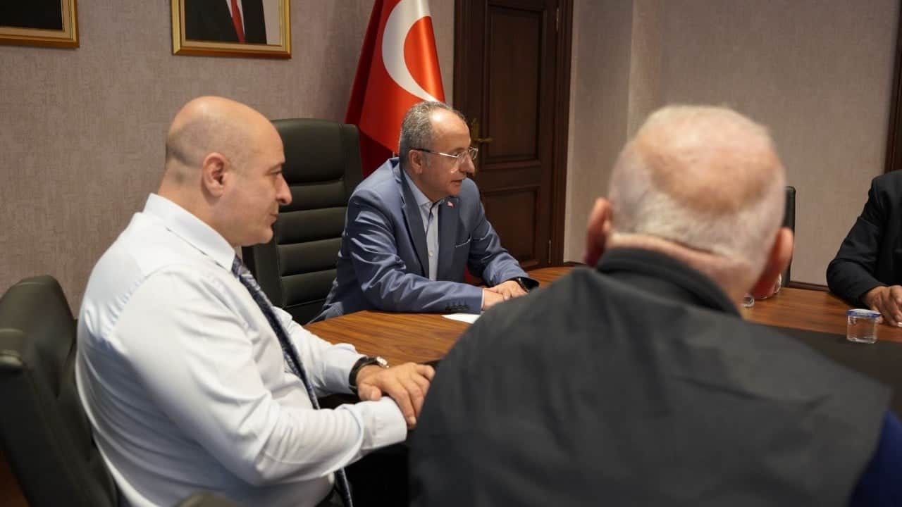 Kaymakamı Yüksel Çelik başkanlığında Öğrenci Devamsızlığı Nedenleri ve Çözümleri Çalıştayı Ümraniye’de düzenlendi