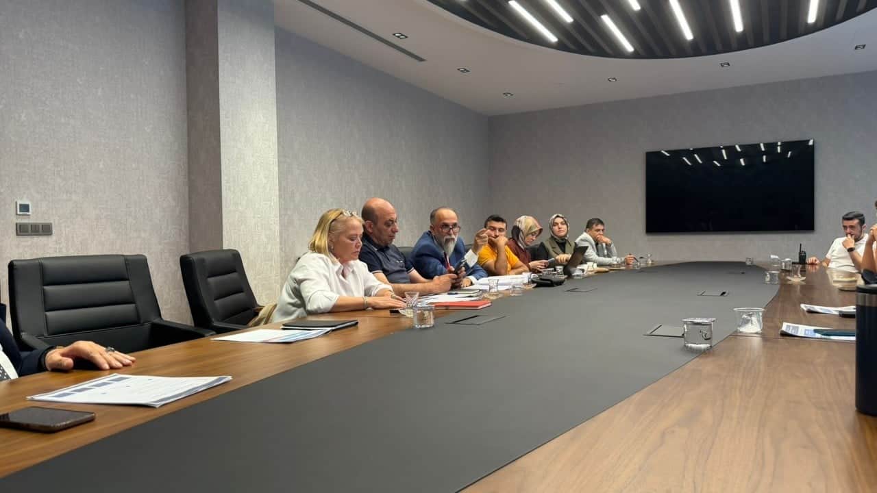Foto - Kaymakamı Yüksel Çelik başkanlığında Öğrenci Devamsızlığı Nedenleri ve Çözümleri Çalıştayı Ümraniye’de düzenlendi