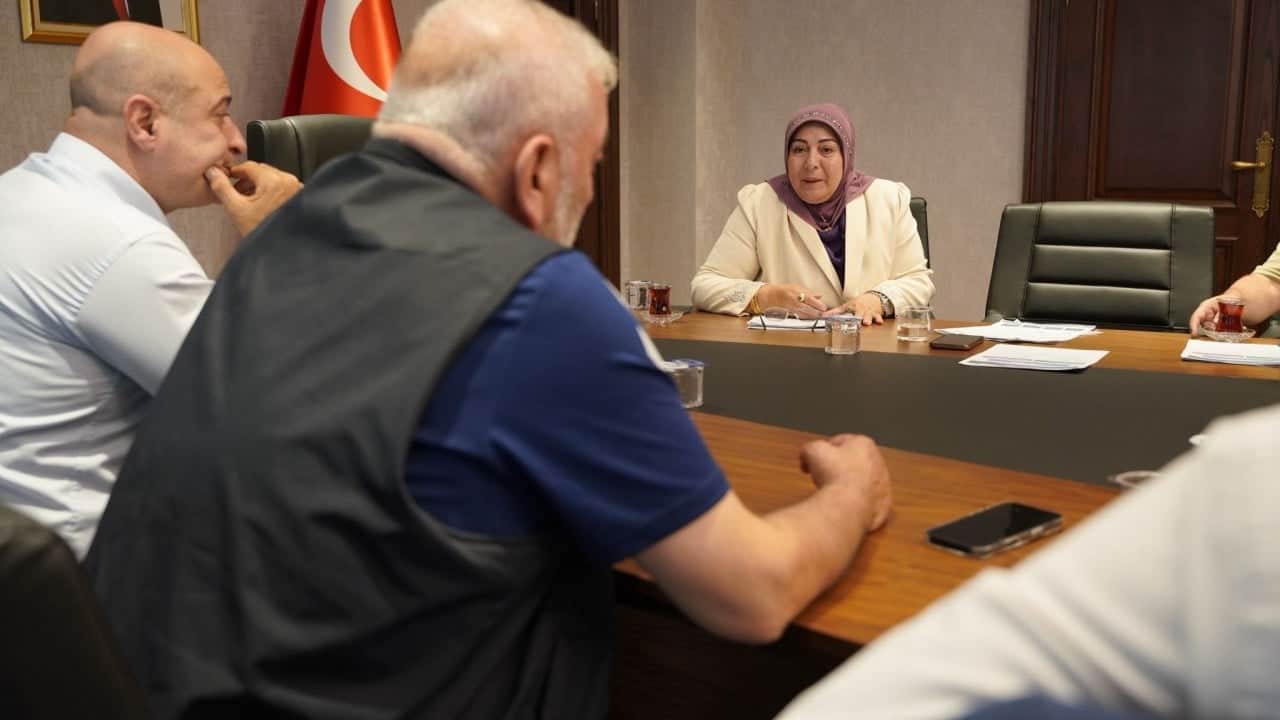 Foto - Kaymakamı Yüksel Çelik başkanlığında Öğrenci Devamsızlığı Nedenleri ve Çözümleri Çalıştayı Ümraniye’de düzenlendi