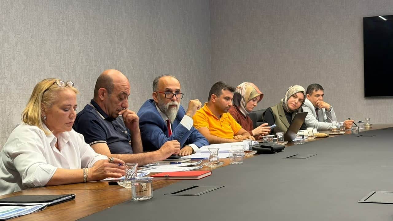 Foto - Kaymakamı Yüksel Çelik başkanlığında Öğrenci Devamsızlığı Nedenleri ve Çözümleri Çalıştayı Ümraniye’de düzenlendi