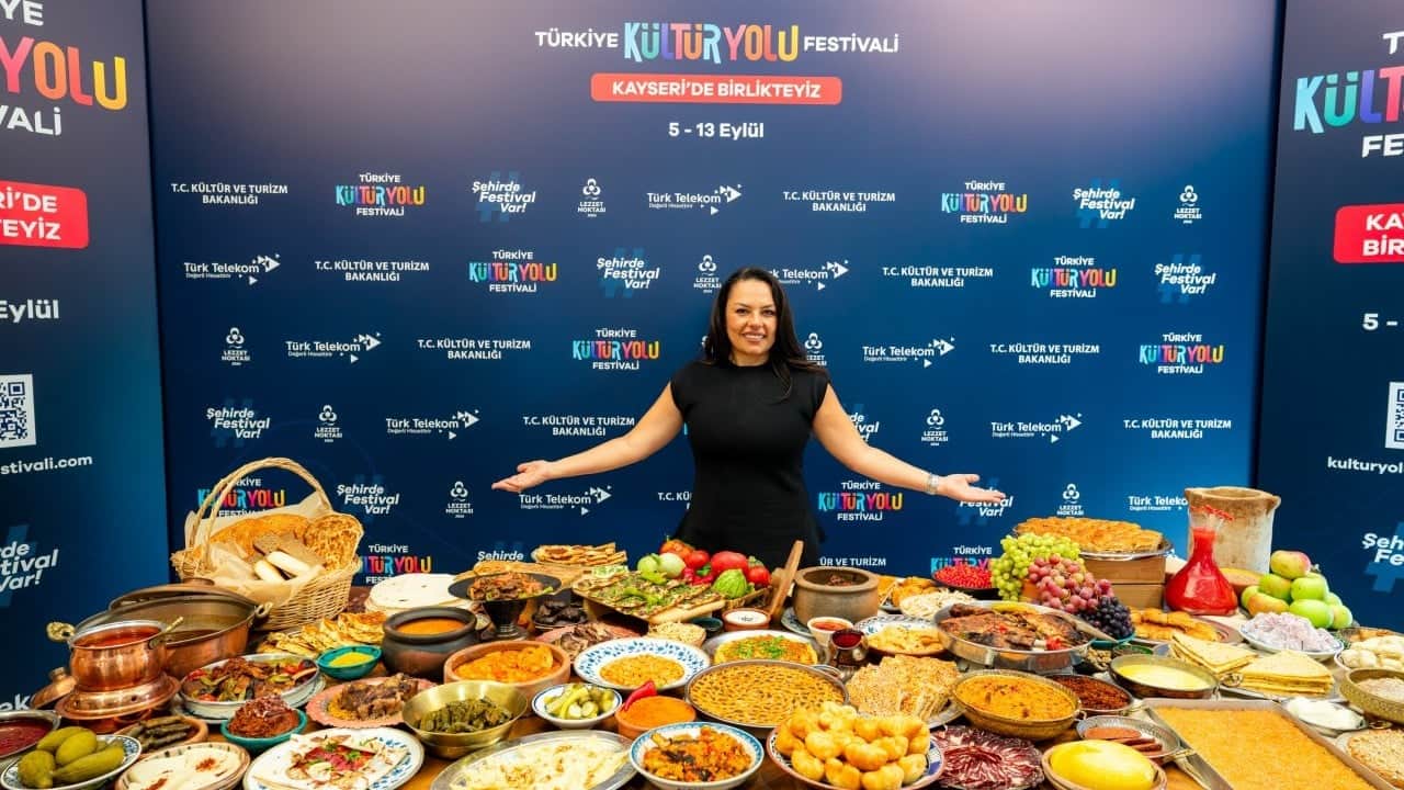 Foto - Kayseri Kültür Yolu Festivalinde 34 lezzet noktası ziyaret edildi