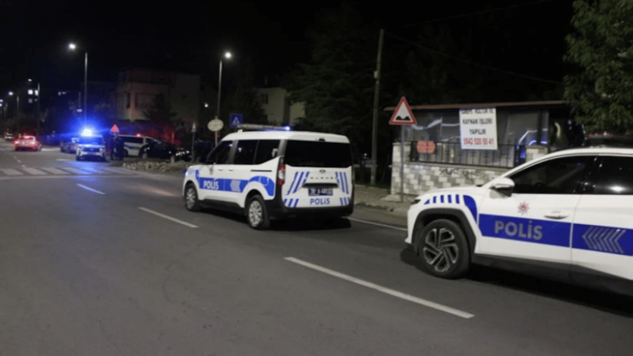 Foto - Kayseri'de akrabalar birbirine girdi: 24 yaşındaki genç bıçaklandı!