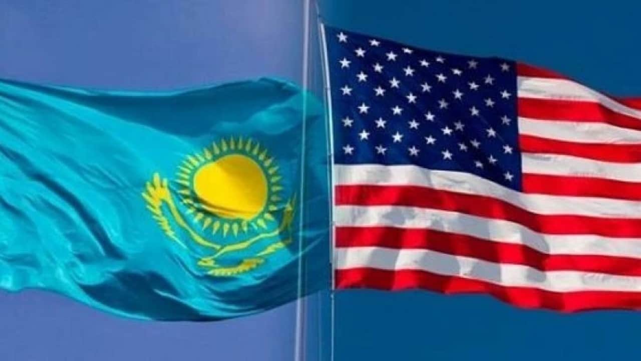 Foto - Kazakistan'dan tarihi ayıp! 'Tam bir maskaralık' diyerek tepki gösterdi