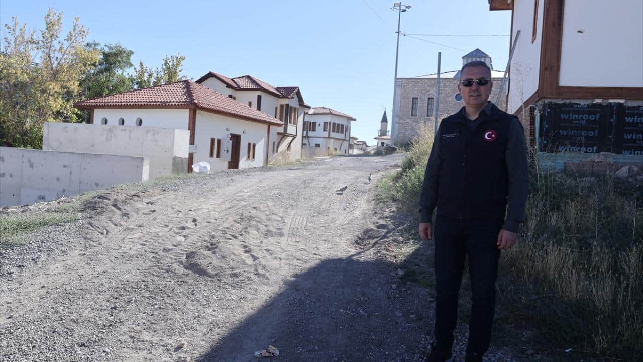 Foto - Kazılarda 400 bine yakın obje bulunmuştu! Sivas Kale Projesi 2028'de tamamlanacak