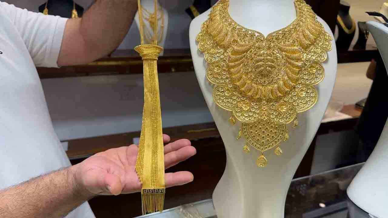 Foto - Kemerden sonra şimdi de bu! Araba fiyatına kravat