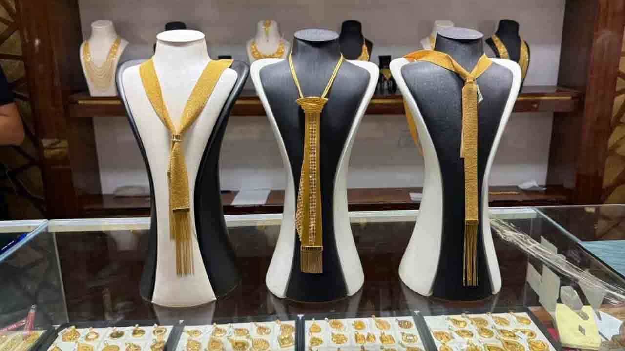 Foto - Kemerden sonra şimdi de bu! Araba fiyatına kravat