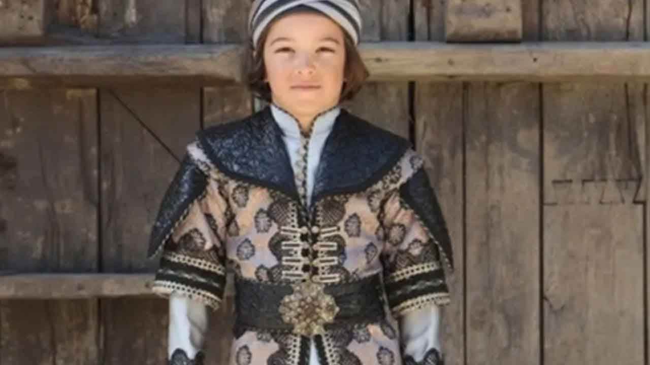 Foto - Kenan Sofuoğlu'nun 7 yaşındaki oğlu o diziye katıldı: TRT'de oynayacak
