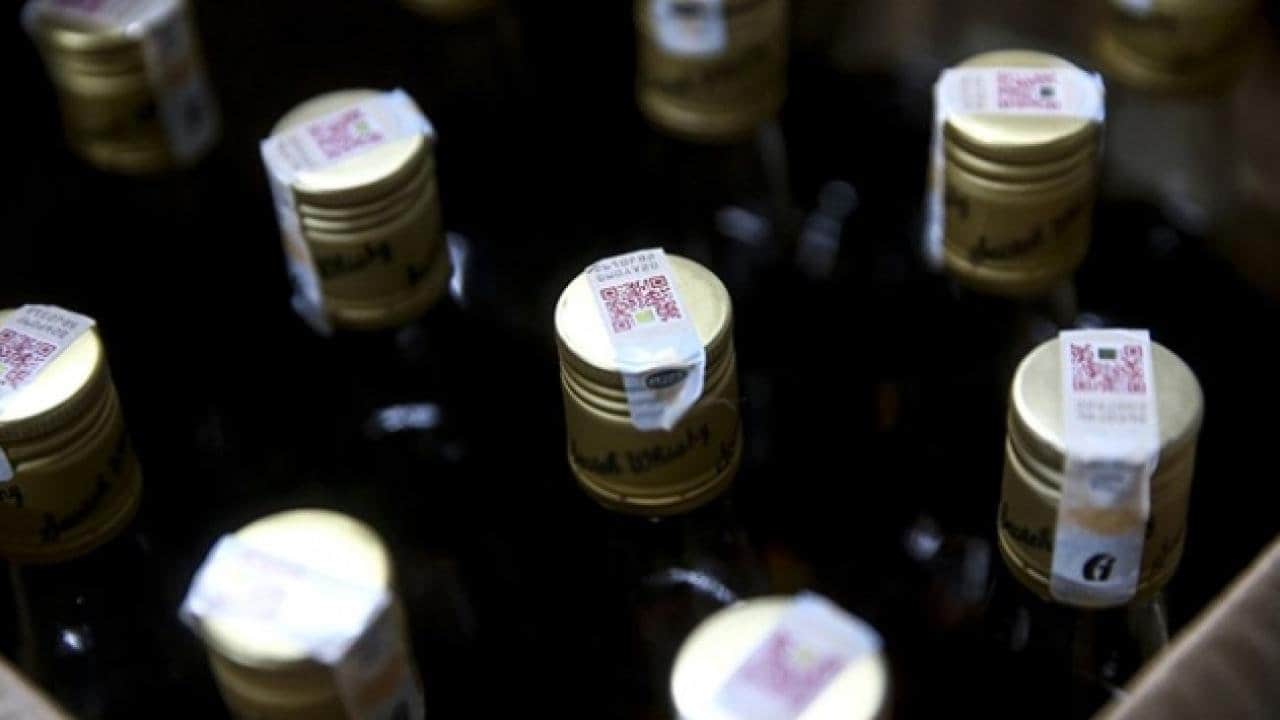 Foto - Kendileri ettiler, kendileri buldular! Sahte içki sebebiyle 12 kişi hayatını kaybetti