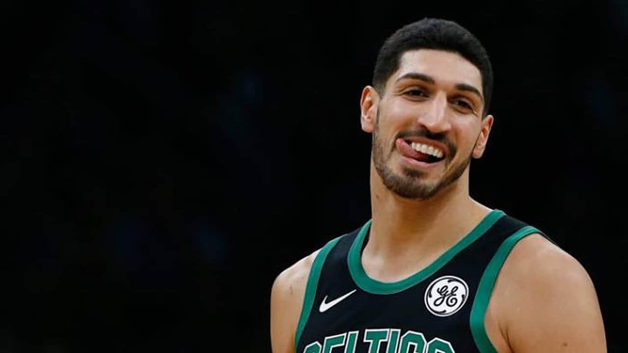 Foto - Kendisini kadın olarak tanımladığını söylemişti! Kadın basketbolcular, FETÖ’cü Enes Kanter’in feleğini şaşırttı
