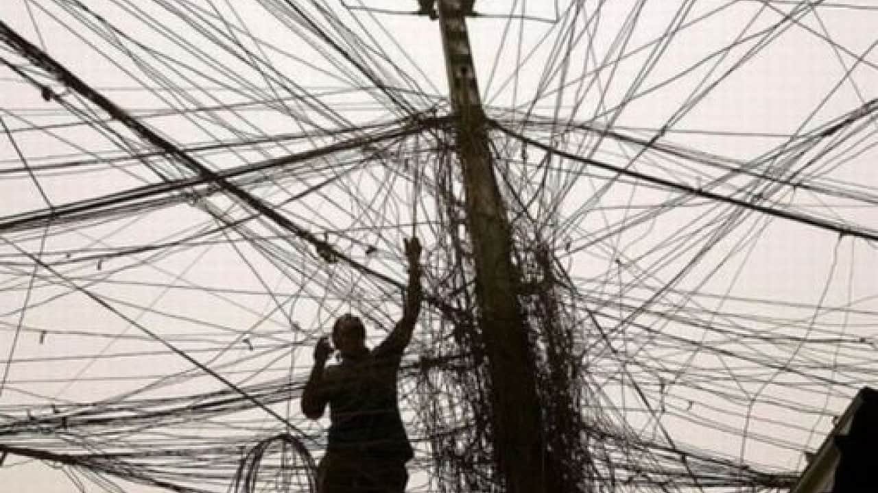 Foto - Kentte kaçak trafo patlaması! Elektrik kullanılıyor, fatura ödenmiyor