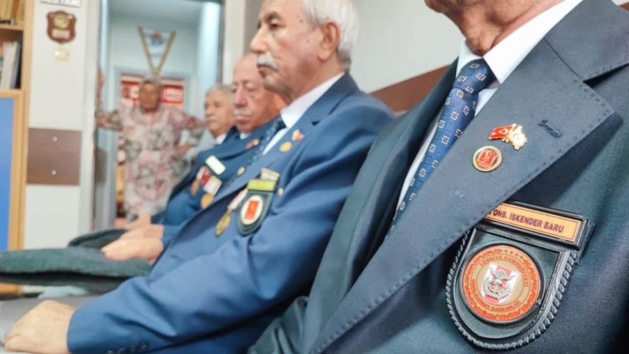 Foto - Kıbrıs gazilerinden anlamlı mesaj Bugün olsa vatan için yine gideriz
