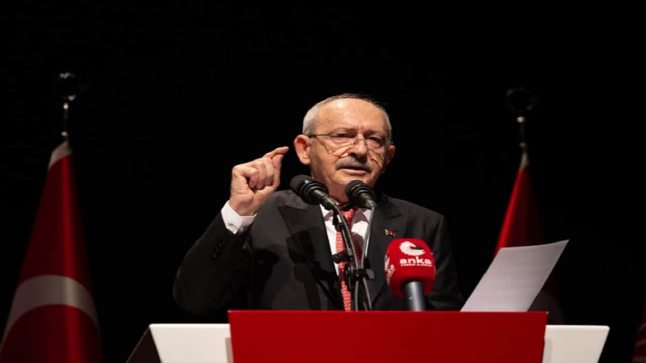 Foto - Kılıçdaroğlu-Özel kapışması devam ederken, CHP ile ilgili herkesi ters köşe yapacak iddia: Üçüncü bir grup var, tamamı istifa edecek