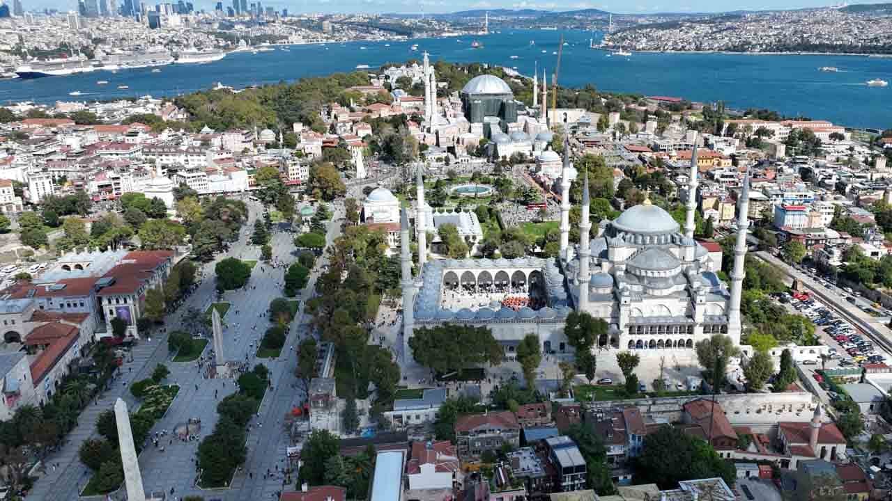 Foto - Kilometrelerce öteden bile fark ediliyor: Ayasofya’yı ilk kez böyle göreceksiniz
